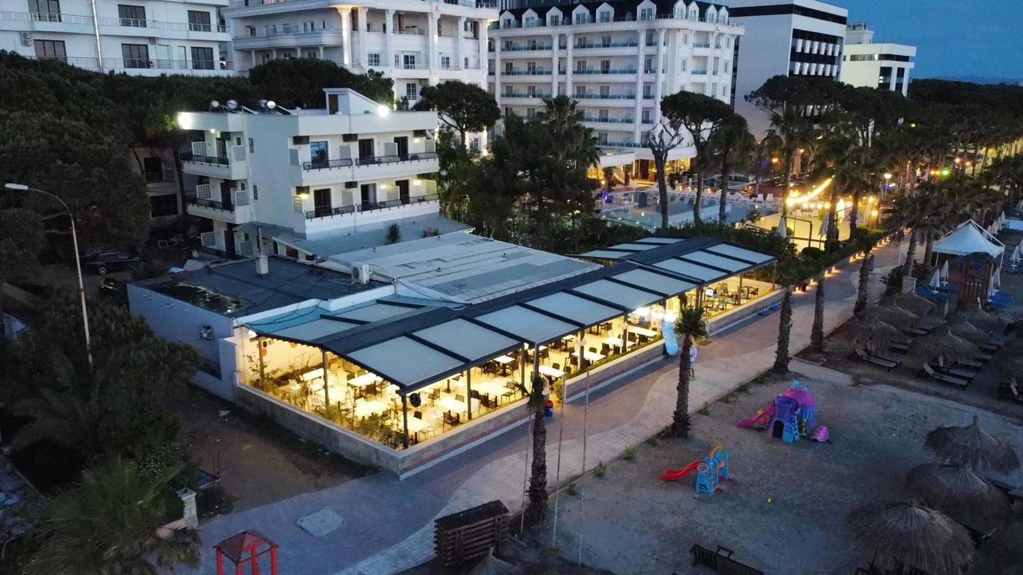 Okej Hotel Golem  Exterior photo